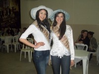 /album/baile%20da%20escolha%20da%20rainha%20da%2021%c2%aa%20festa%20do%20colono%202011/a100-0947-jpg/