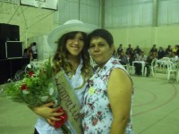 /album/baile%20da%20escolha%20da%20rainha%20da%2021%c2%aa%20festa%20do%20colono%202011/a100-0956-jpg/