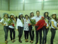 /album/baile%20da%20escolha%20da%20rainha%20da%2021%c2%aa%20festa%20do%20colono%202011/a100-0957-jpg/