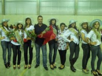 /album/baile%20da%20escolha%20da%20rainha%20da%2021%c2%aa%20festa%20do%20colono%202011/a100-0960-jpg/